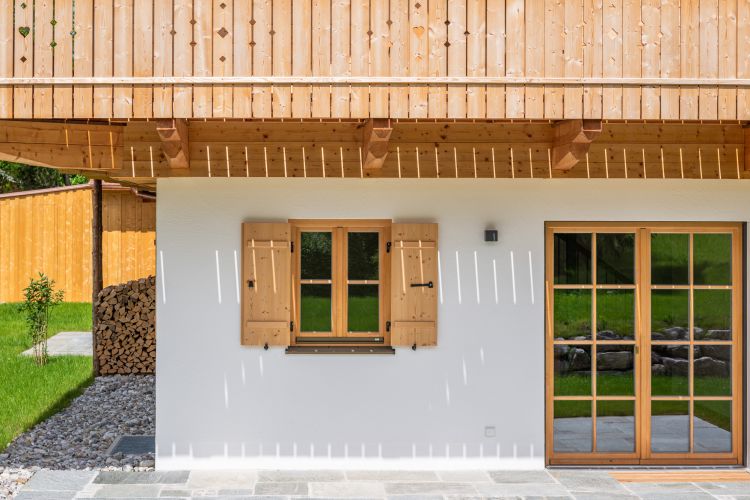 Doppelhaus Balkon Lärchenholz