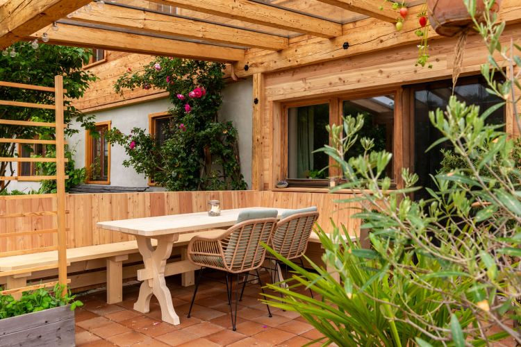 Freisitz Altholz Pergola