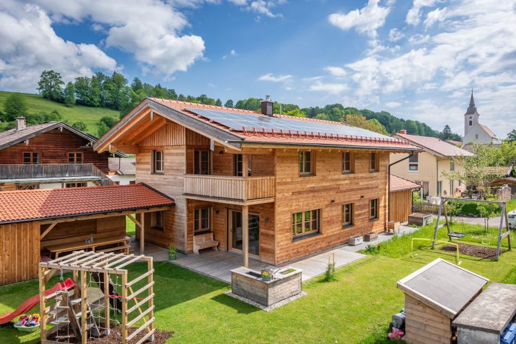 Einfamilienhaus Holzständerbauweise Lärchenholz