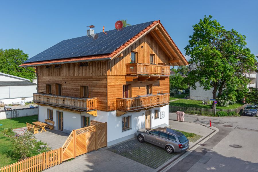 Einfamilienhauses Mehrfamilienhaus Aufstockung